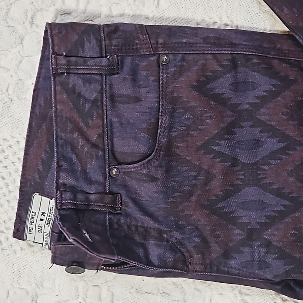 Free People size 26 jeans - Picture 2 of 7